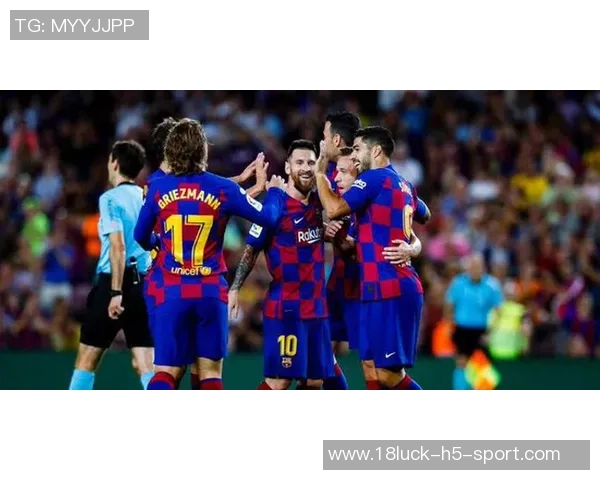 巴塞罗那与比利亚雷亚尔争夺西甲榜首之战精彩纷呈 巴塞罗那与比利亚雷亚尔争夺西甲榜首之战精彩纷呈